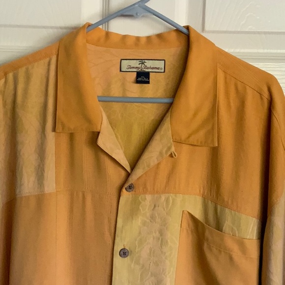Tommy Bahama Other - TOMMY BAHAMA 100% silk Hawaiian style shirt